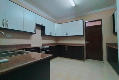 Serviced 3 Bed Apartment with En Suite at Mombasa Road