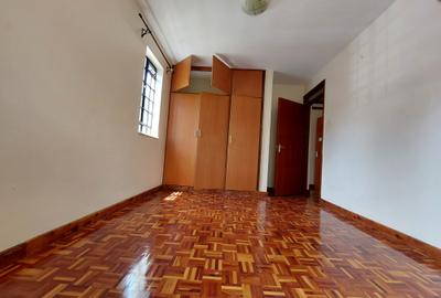 2 Bed Apartment with En Suite at Lavington Valley Arcade - 4
