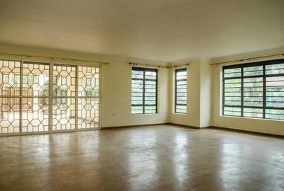 4 Bed House at Ridgeways Road - 3