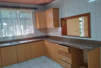 4 Bed Townhouse with En Suite in Lavington - 4