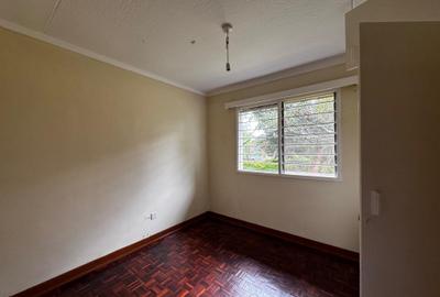 4 Bed House with En Suite in Loresho - 4