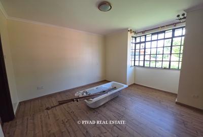4 Bed Townhouse with Swimming Pool in Kiambu Road - 4
