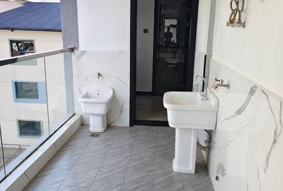 4 Bed Apartment with En Suite in Kileleshwa - 2