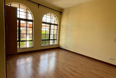 4 Bed Villa with En Suite in Kiambu Road