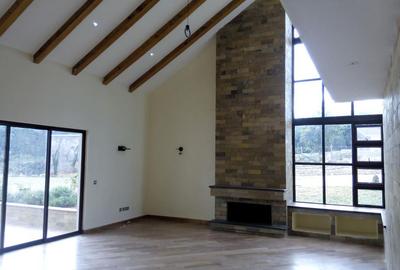 4 Bed House with En Suite at Karen Estate Nairobi - 3