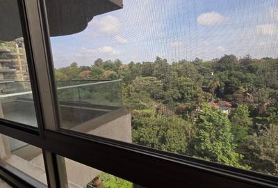 3 Bed Apartment with En Suite in Parklands