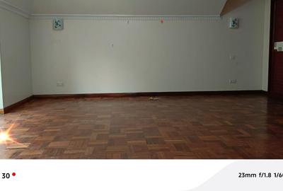 5 Bed Townhouse with En Suite in Lavington - 2