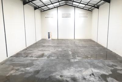 7,616 ft² Warehouse with Backup Generator in Eastern ByPass - 3