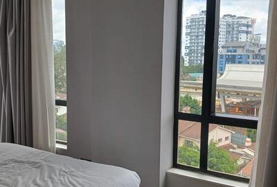 Furnished 2 Bed Apartment with En Suite in Brookside - 4