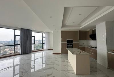 4 Bed Apartment with En Suite in Westlands Area - 2