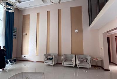 5 Bed Villa with En Suite at Lavington - 3