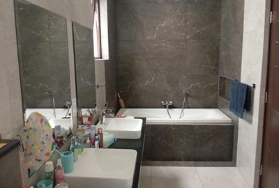 4 Bed Townhouse with En Suite at Peponi Road - 4