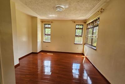 5 Bed House with En Suite in Lower Kabete