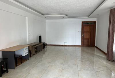 4 Bed Apartment with En Suite in Parklands