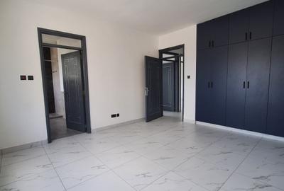 2 Bed Apartment with En Suite at Allsops