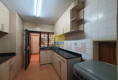 4 Bed Townhouse in Westlands Area - 2