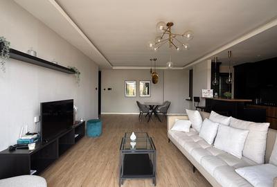 Furnished 2 Bed Apartment with En Suite in Brookside - 2