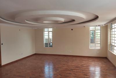 4 Bed Townhouse with En Suite at Croton Ridge - 4