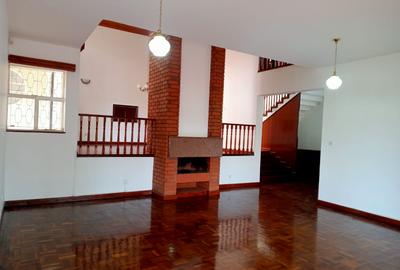 4 Bed House with En Suite in Runda - 3