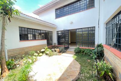 Serviced 4 Bed Apartment with En Suite in Westlands Area