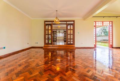 4 Bed House with En Suite in Karen - 4