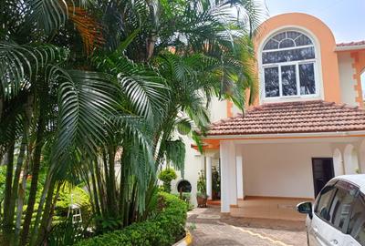 4 Bed House with En Suite in Thigiri