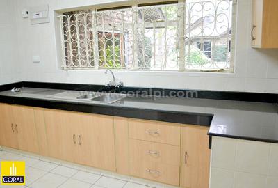 3 Bed Townhouse in Westlands Area - 4