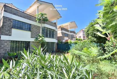 5 Bed Townhouse with En Suite at Spring Valley