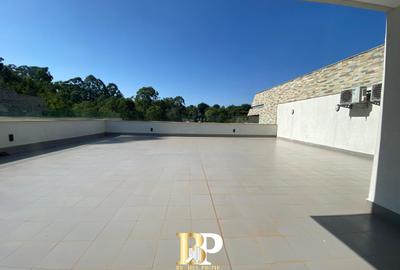 5 Bed Villa with En Suite in Lower Kabete