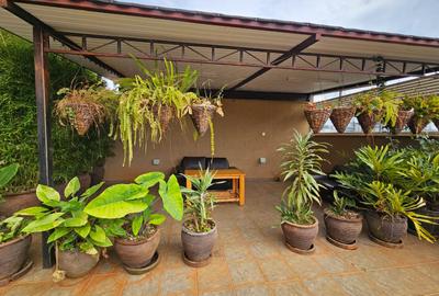 Furnished 1 Bed Apartment with Gym in Riverside - 2