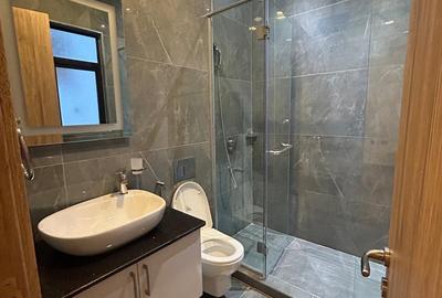 4 Bed Apartment with En Suite in Westlands Area