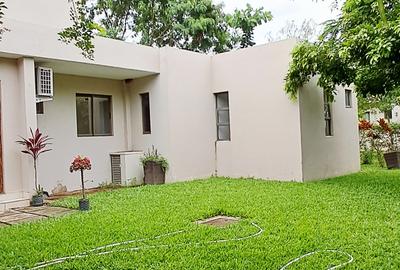 3 Bed Townhouse with En Suite at Vipingo