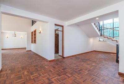 4 Bed House with En Suite at Bongani