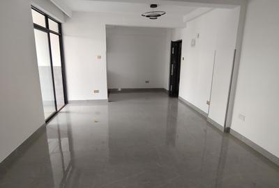 2 Bed Apartment with En Suite in Lavington