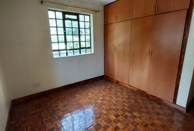 Studio Apartment with Swimming Pool in Kilimani - 3