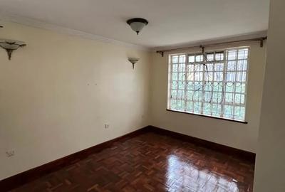 4 Bed Townhouse with En Suite in Kileleshwa - 3