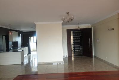 3 Bed Apartment with En Suite in Westlands Area - 2