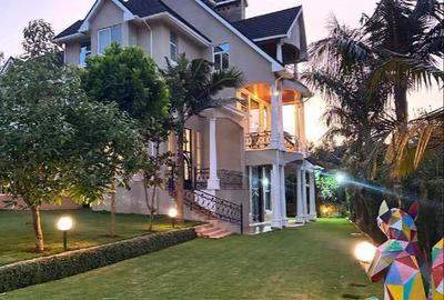 6 Bed Villa with En Suite at Kerarapon