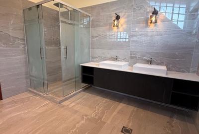 5 Bed House with En Suite in Karen - 2