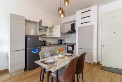 Serviced 2 Bed Apartment with En Suite in Westlands Area - 2