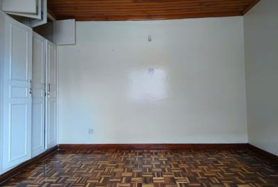 4 Bed Townhouse with En Suite at Suguta Road - 4