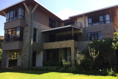 5 Bed Townhouse with En Suite in Kitisuru