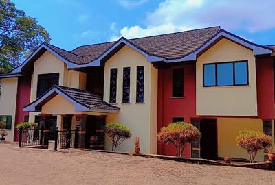4 Bed House with En Suite at Runda