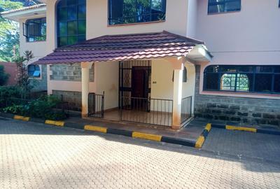 4 Bed Townhouse with En Suite in Runda