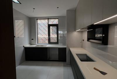 5 Bed Townhouse with En Suite at Lavington Green - 2