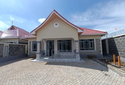 3 Bed House with En Suite at Mugutha