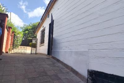 2 Bed House with En Suite in Runda - 4