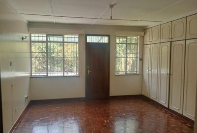 4 Bed Townhouse with En Suite in Kileleshwa - 3