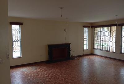 5 Bed Townhouse with En Suite at Lavington