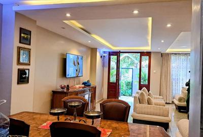 3 Bed Villa with En Suite at Riverside